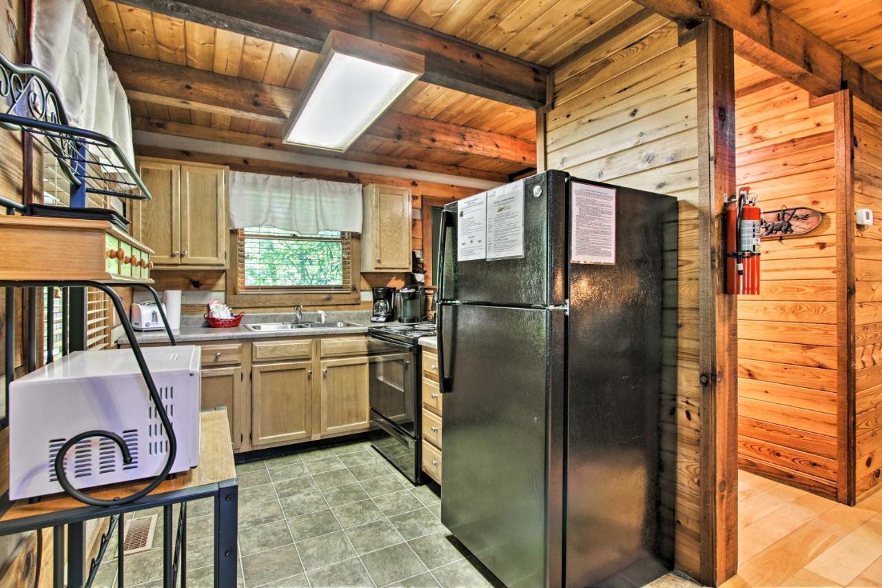Secluded Forest Cabin, 4 Mi To Downtown Gatlinburg Kültér fotó
