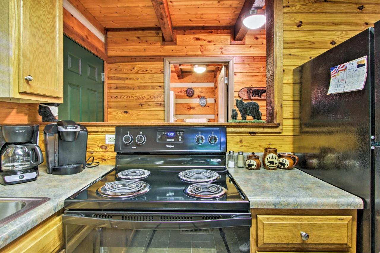 Secluded Forest Cabin, 4 Mi To Downtown Gatlinburg Kültér fotó